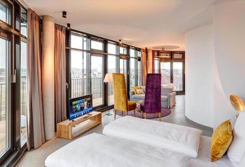 Apartamento Ático 1 Dormitorio, Im Bunker