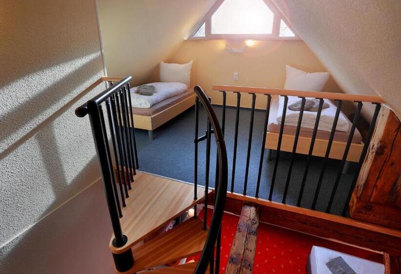 جناح جونيور, Landhotel & Brauhaus Prignitzer Hof