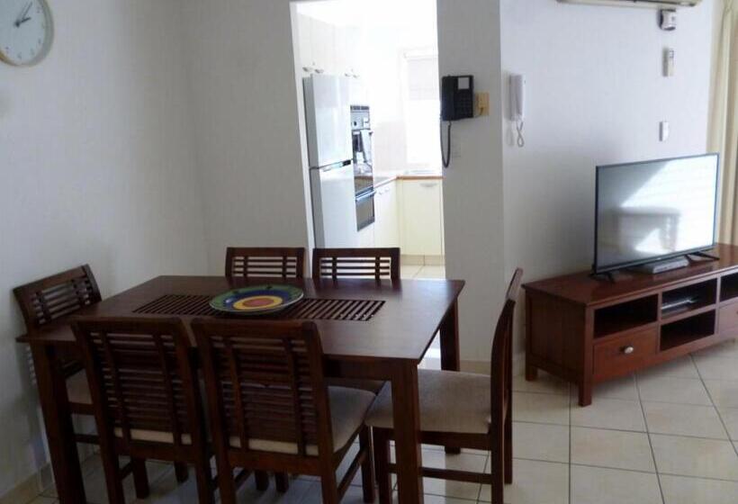 דירת שני חדרים, Le Lavandou Apartments