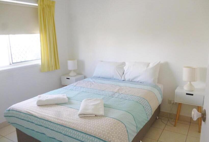 דירת שני חדרים, Le Lavandou Apartments