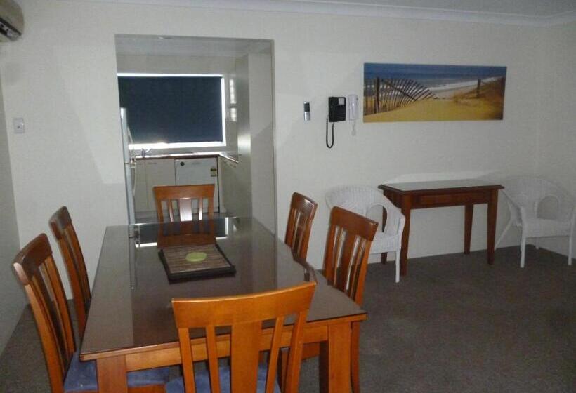 2 Bedroom Family Apartment with Balcony, Le Lavandou Apartments