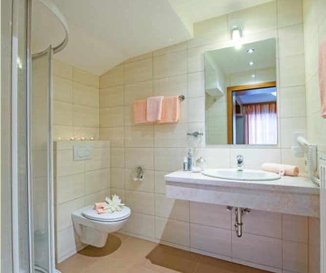 Номер Стандарт Вид на Горы, Pension St.leonhard