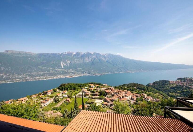 غرفة ديلوكس مطلة على البحيرة, Pineta Campi