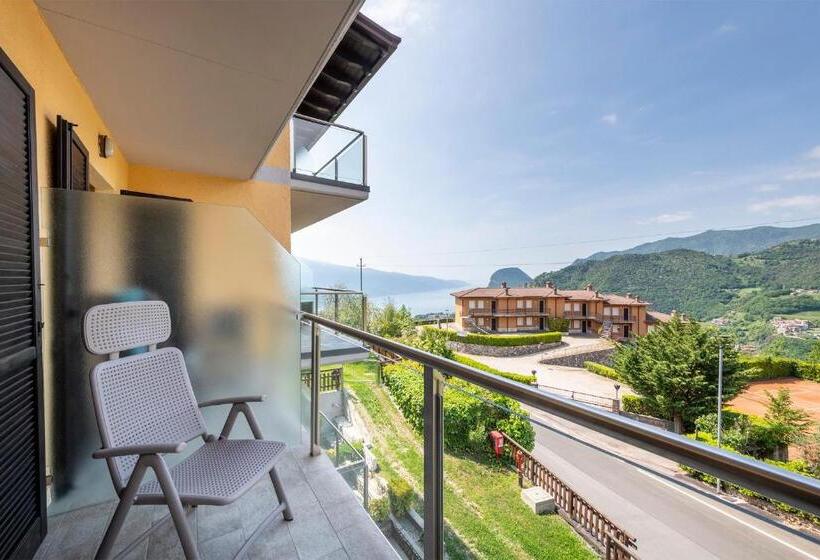 غرفة قياسية ذات إطلالة, Pineta Campi