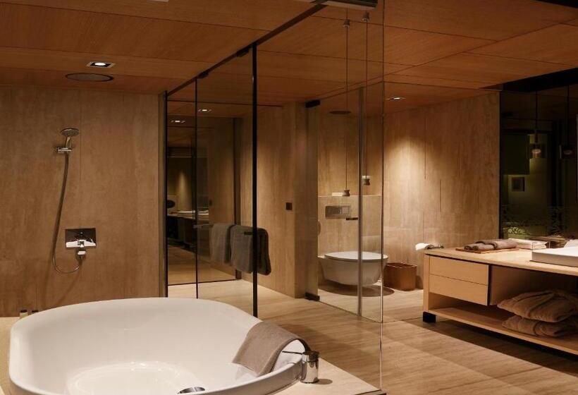 高级客房, Roseate House New Delhi