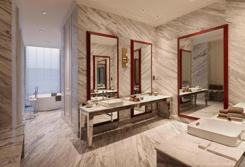 总统套房, Roseate House New Delhi