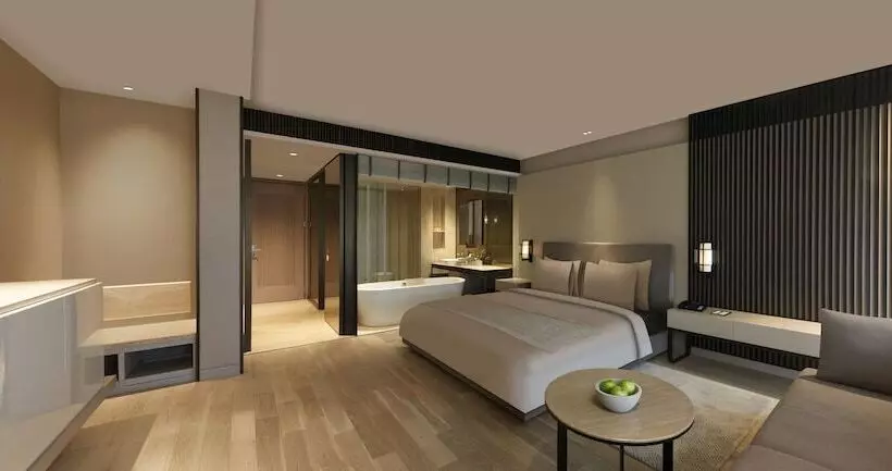 سوییت اجرایی, Roseate House New Delhi