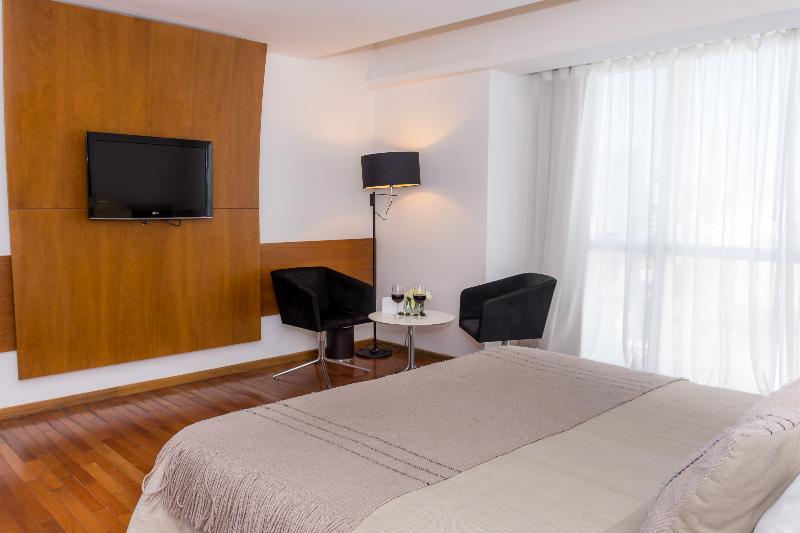 行政套房, Roseate House New Delhi