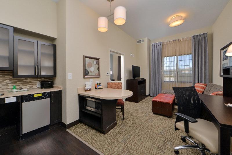 Номер Стандарт, Staybridge Suites Rochester, An Ihg