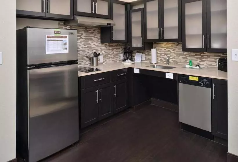 スタンダードスタジオ, Staybridge Suites Rochester, An Ihg