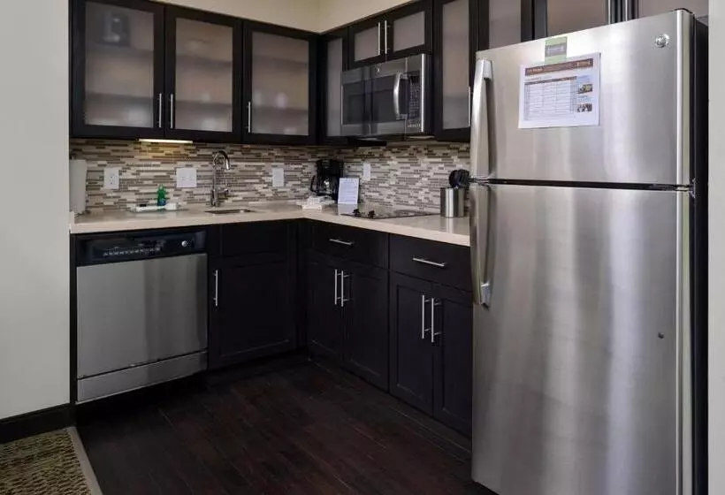 スタンダードスタジオ, Staybridge Suites Rochester, An Ihg