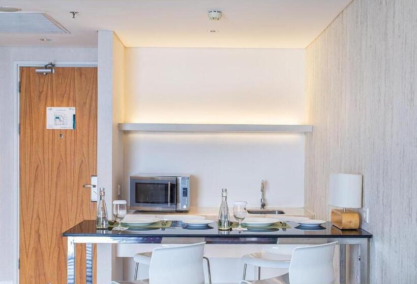 Люкс, The 1o1 Jakarta Sedayu Darmawangsa