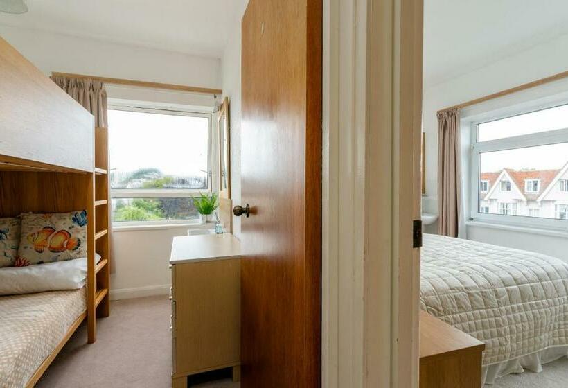 جناح جونيور مطلّ علي البحر, Torland Seafront Hotel   Free Parking, Wi Fi, All Rooms En Suite