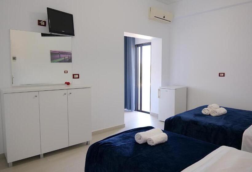 Triple Room Sea View, Vip Bujari Ksamil