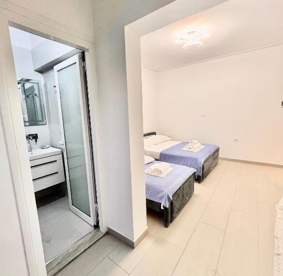 اتاق استاندارد چهار تخته با چشم‌انداز دریا, Vip Bujari Ksamil