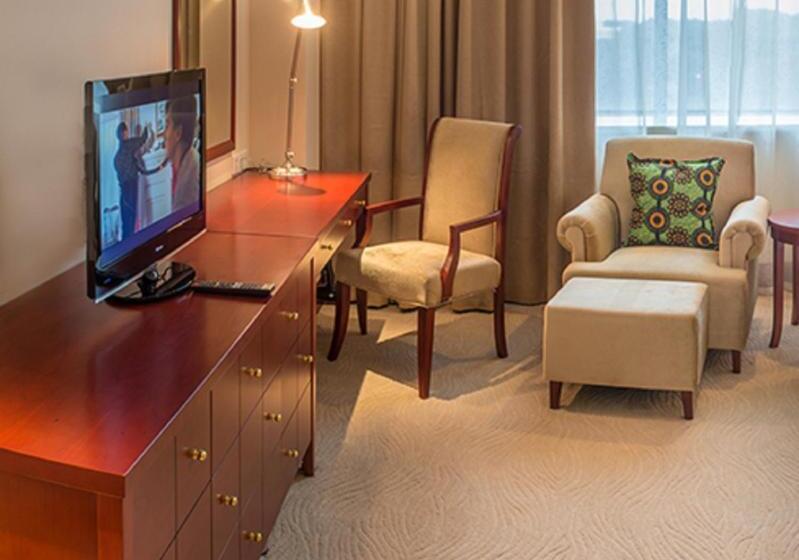 اتاق کلاسیک, President