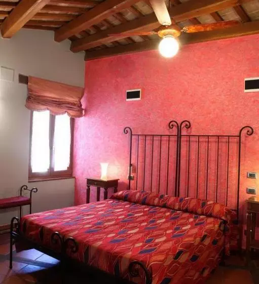 اتاق استاندارد سه نفره, B&b La Torretta Sul Borgo