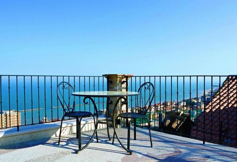 スタンダードトリプルルーム, B&b La Torretta Sul Borgo