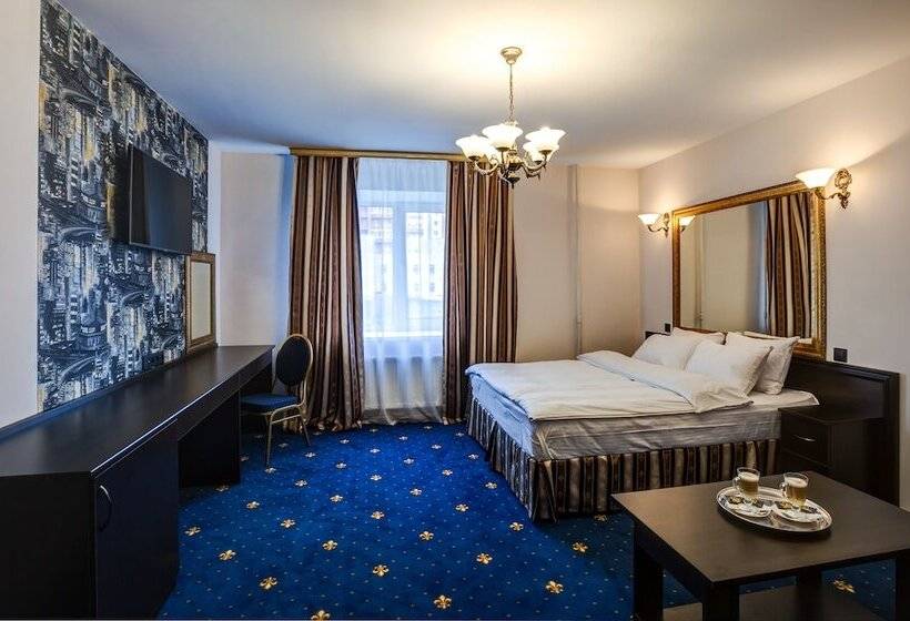 سوییت جونیور, Boutique Hotel Grand