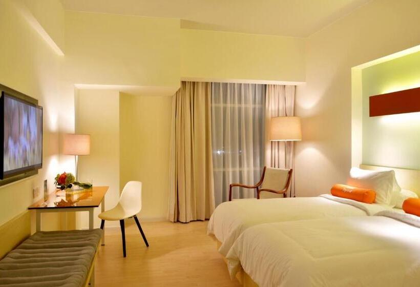 Номер Стандарт, Harris Hotel & Conventions Bekasi