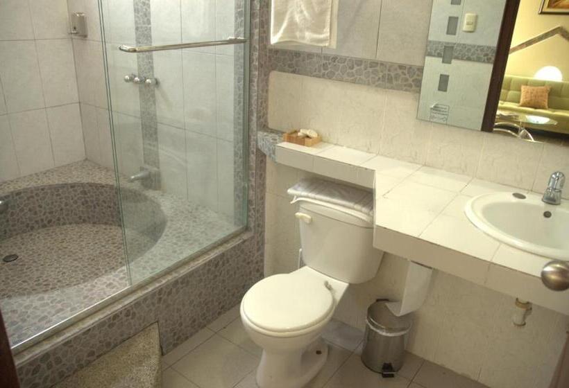 اتاق استاندارد سه نفره, Air Suites