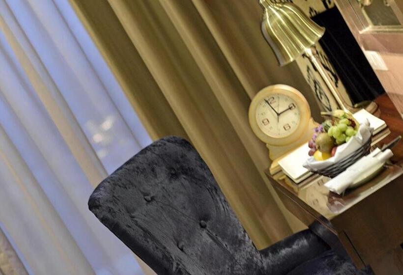 Номер Executive, Amaroossa Grande Bekasi