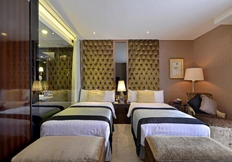 Номер Deluxe, Amaroossa Grande Bekasi