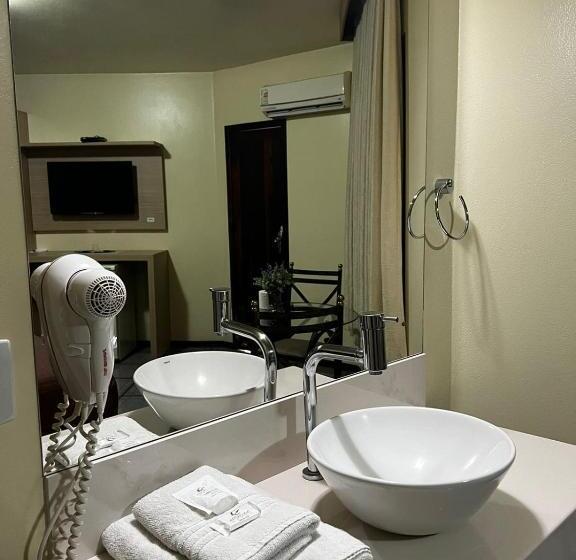 غرفة ديلوكس, Apolo Xvi