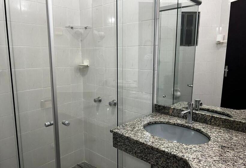 غرفة قياسية رباعية, Apolo Xvi