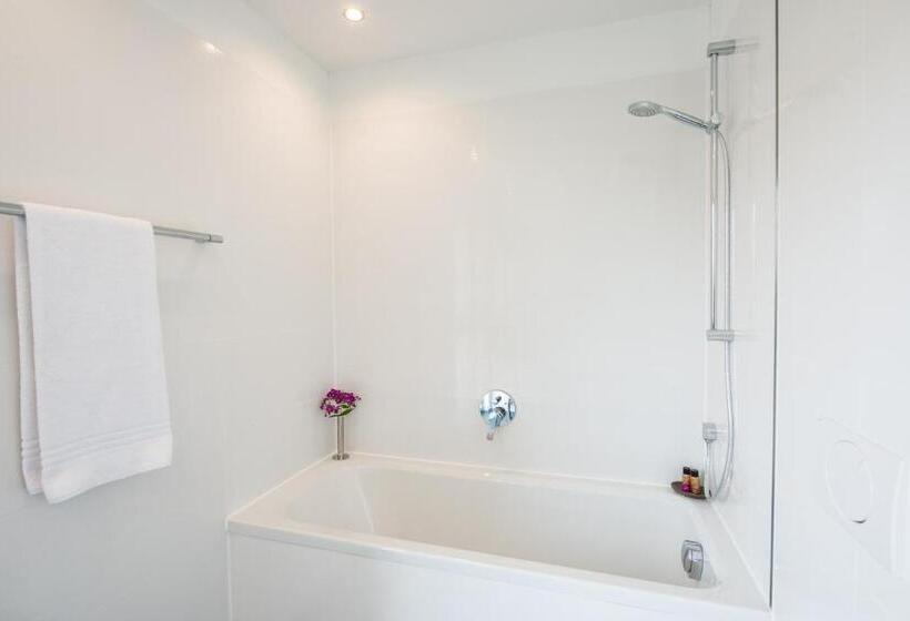 Полулюкс с Балконом, Book Hotel Leipzig