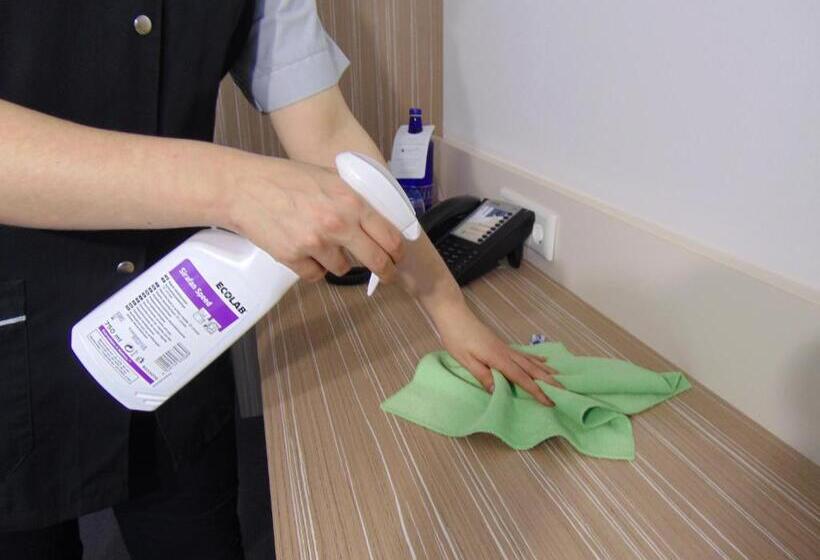 Номер Deluxe с Балконом, Book Hotel Leipzig