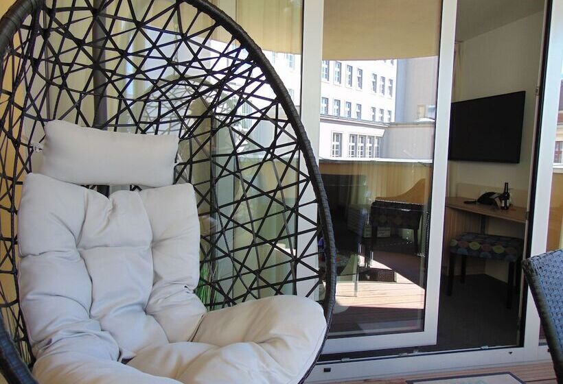 Номер Deluxe с Балконом, Book Hotel Leipzig