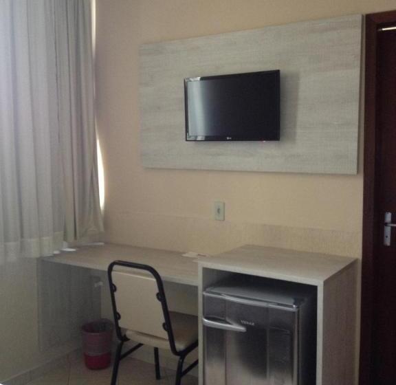 חדר סטנדרט, Central