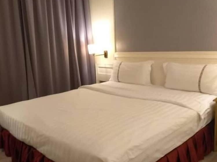 스탠다드 룸 킹사이즈 침대, Deleeton