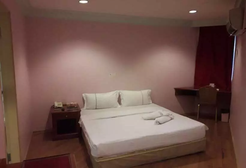 اتاق استاندارد با تخت بزرگ, Deleeton