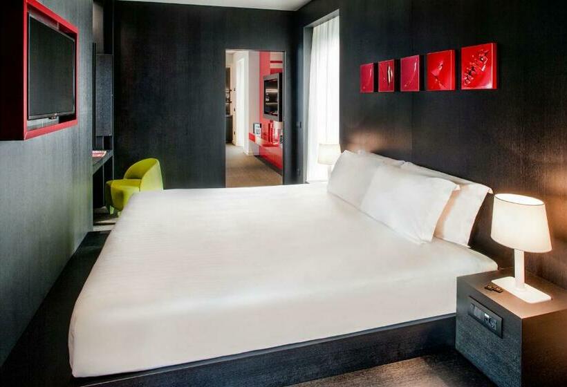 جناح, Glam Milano