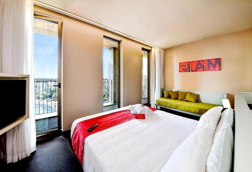 غرفة قياسية ذات إطلالة, Glam Milano