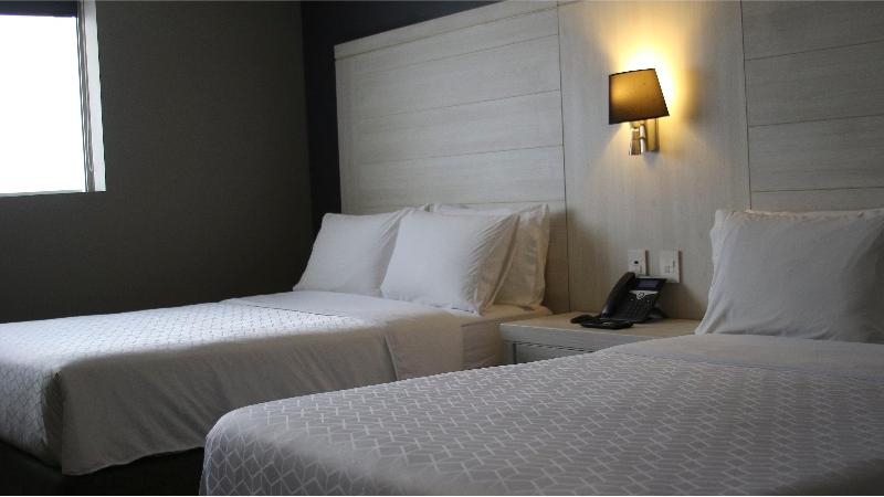 キングサイズベッドのスタンダードルーム, Holiday Inn Express Pachuca, An Ihg