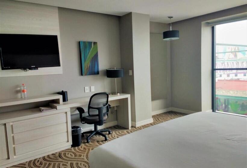 キングサイズベッドのスタンダードルーム, Holiday Inn Express Pachuca, An Ihg