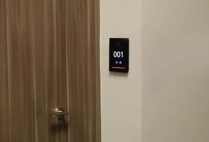 身障者適用キングサイズベッドルーム, Holiday Inn Express Pachuca, An Ihg