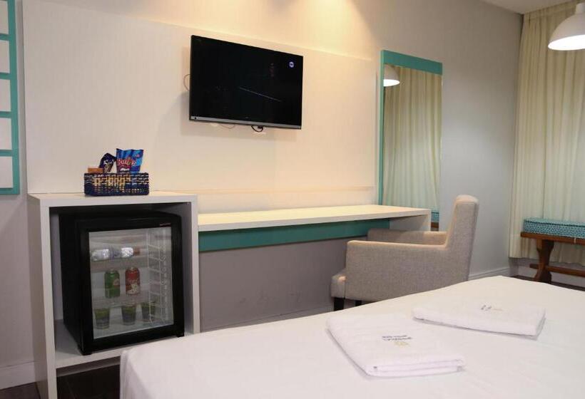 סוויטה דלוקס, Imperial Palace