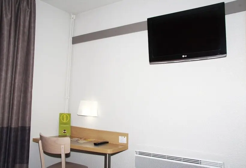 اتاق استاندارد سه نفره, Inn Design Vierzon