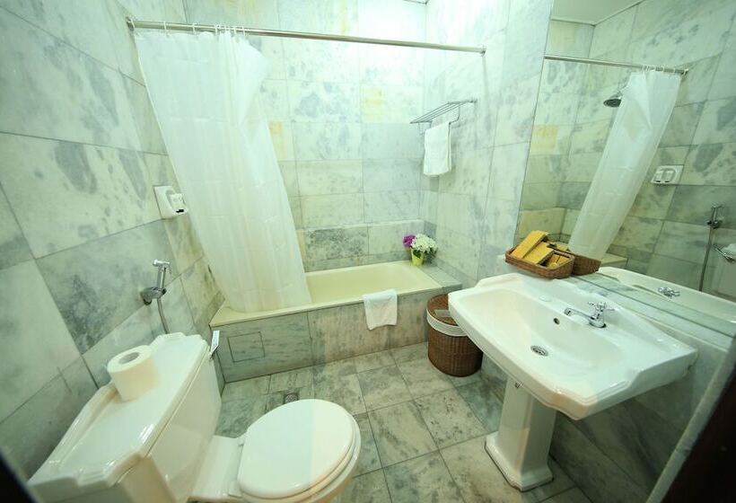 חדר סטנדרט, Museum