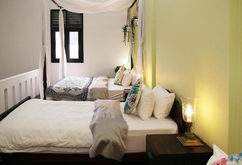 חדר סטנדרט לארבעה, Museum