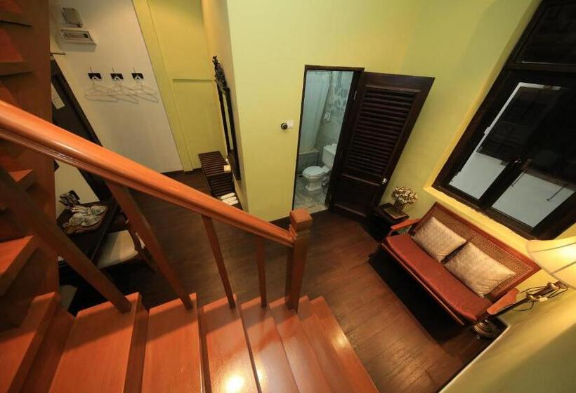 חדר סטנדרט לשלושה, Museum