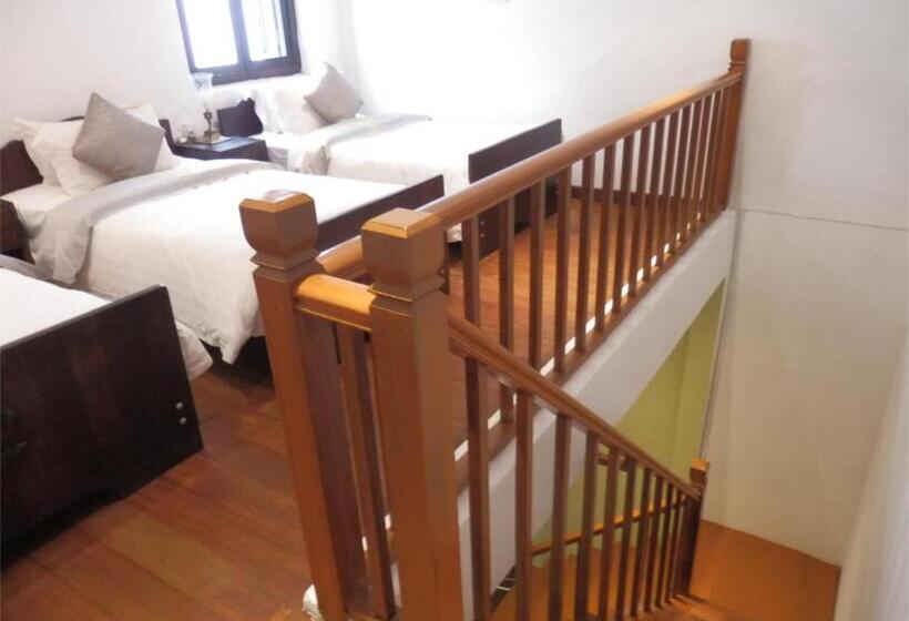 חדר סטנדרט לשלושה, Museum