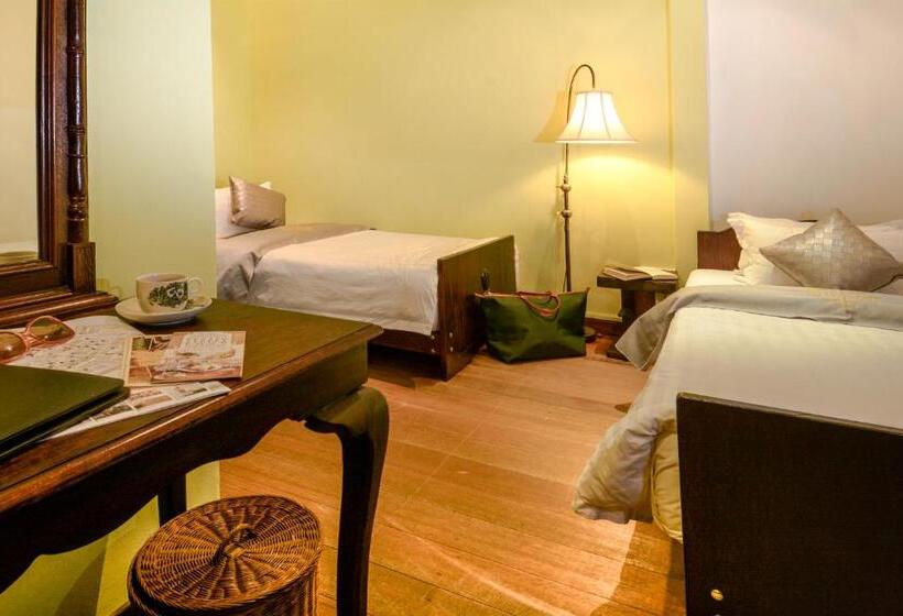 חדר סטנדרט, Museum