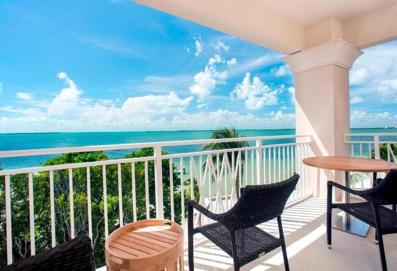 Люкс с Балконом, Playa Largo Resort & Spa, Autograph Collection