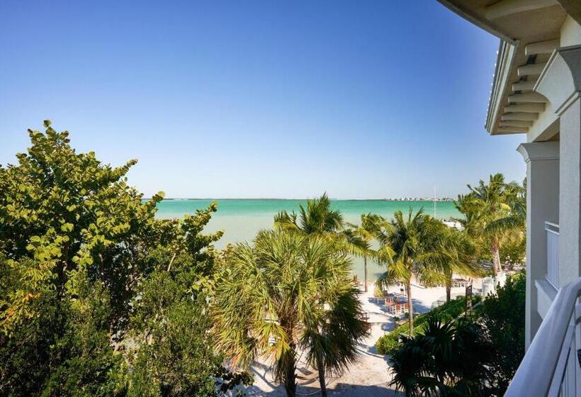Люкс с Балконом, Playa Largo Resort & Spa, Autograph Collection