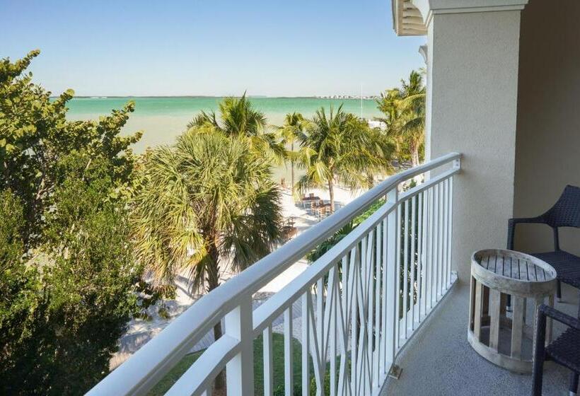 Люкс с Балконом, Playa Largo Resort & Spa, Autograph Collection